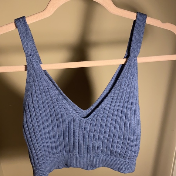 Aerie Cropped sweater tank top, Size small - Picture 3 of 3